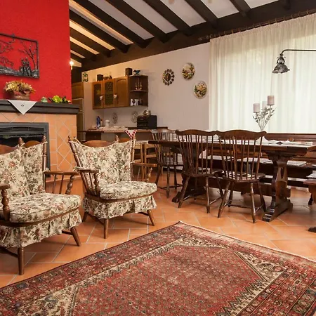 Cugi Bed & Breakfast San Damiano dʼAsti