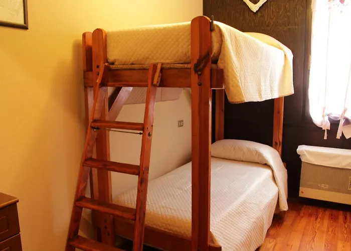 Cugi Bed & Breakfast 4*